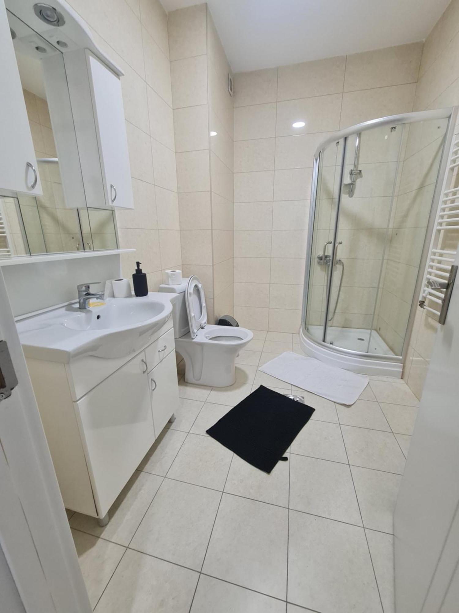 Apartment 1 Plisi Gjilan Eksteriør bilde